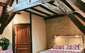 La Chaumiere