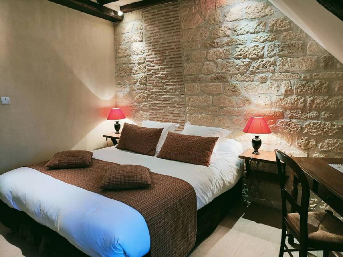 Hotel La Chaumiere Aubigny-sur-Nère Exterior foto